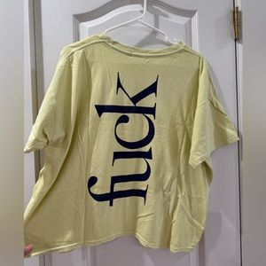 Wide yellow t shirt